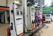আগরতলায় নিয়ম ভেঙে জ্বালানি বিক্রি, সিল পেট্রোল পাম্প